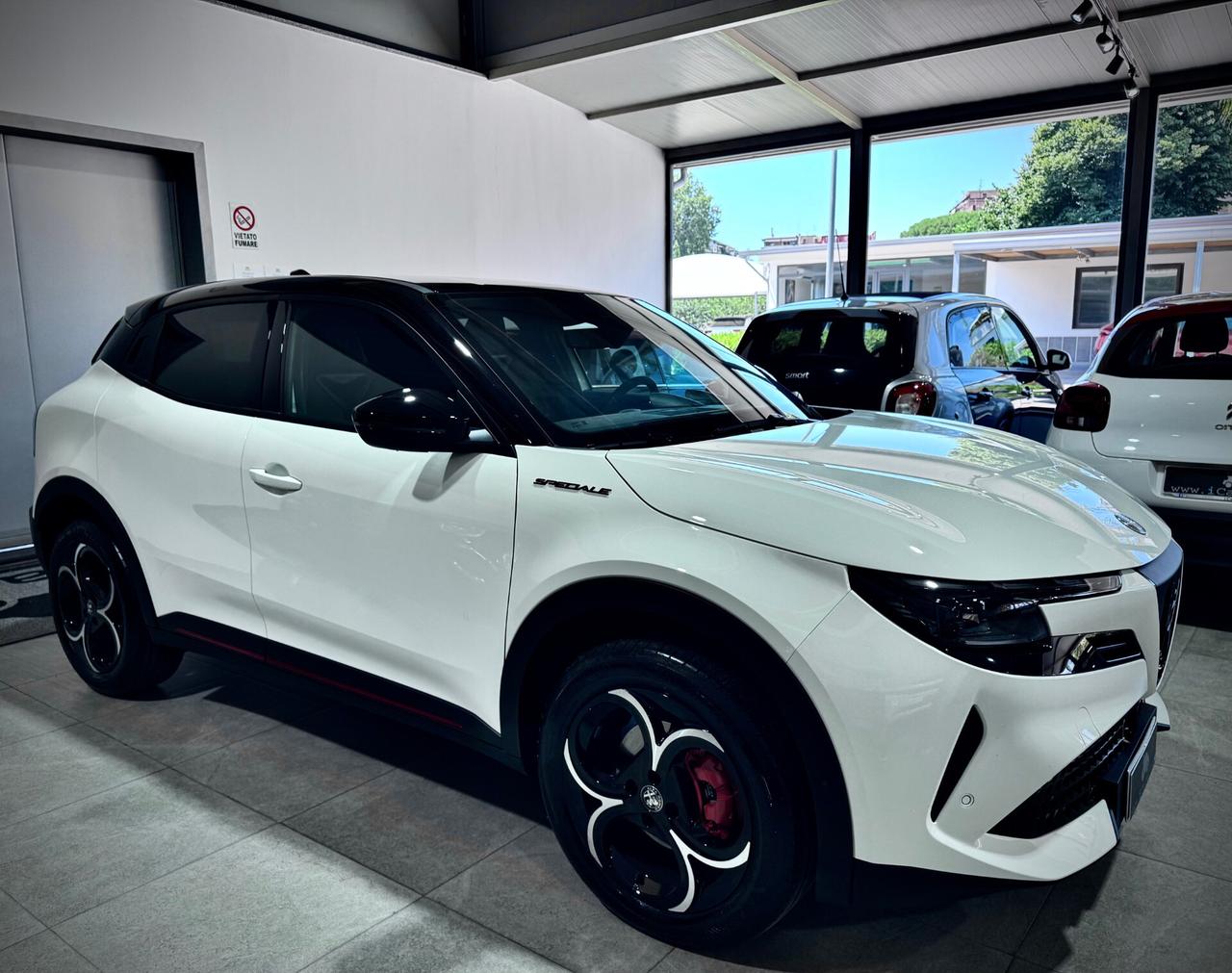 Alfa Romeo Junior 1.2 136 CV Hybrid eDCT6 Speciale