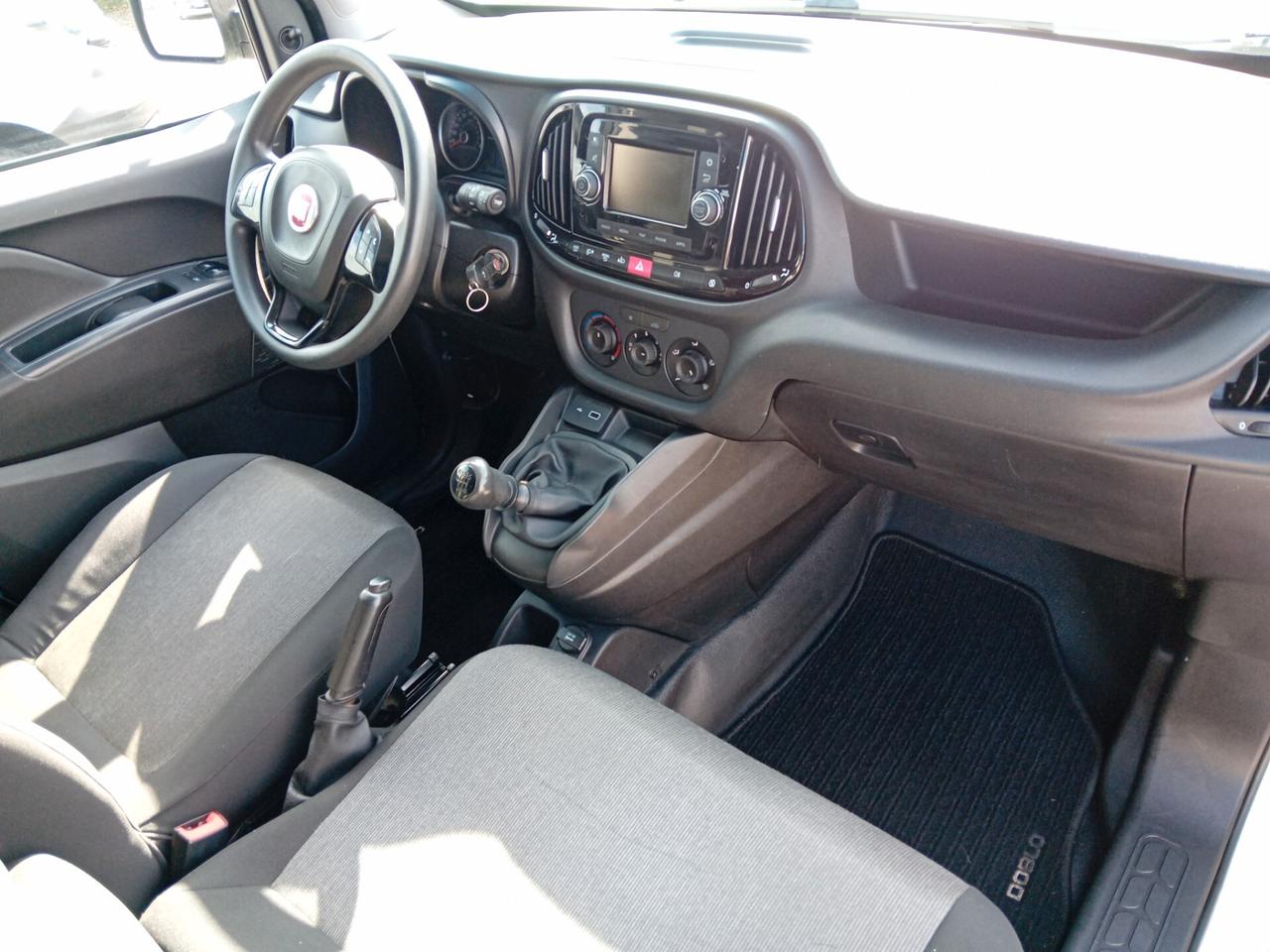 Fiat Dobló Cargo 1.6 Mjet 105 3 Posti