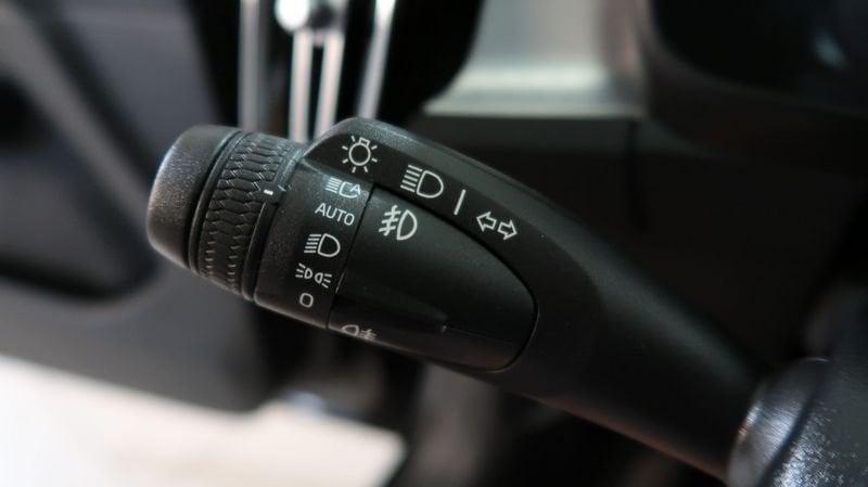 Volvo XC40 Recharge T4 Plug-in Hybrid auto Recharge Inscription Expression
