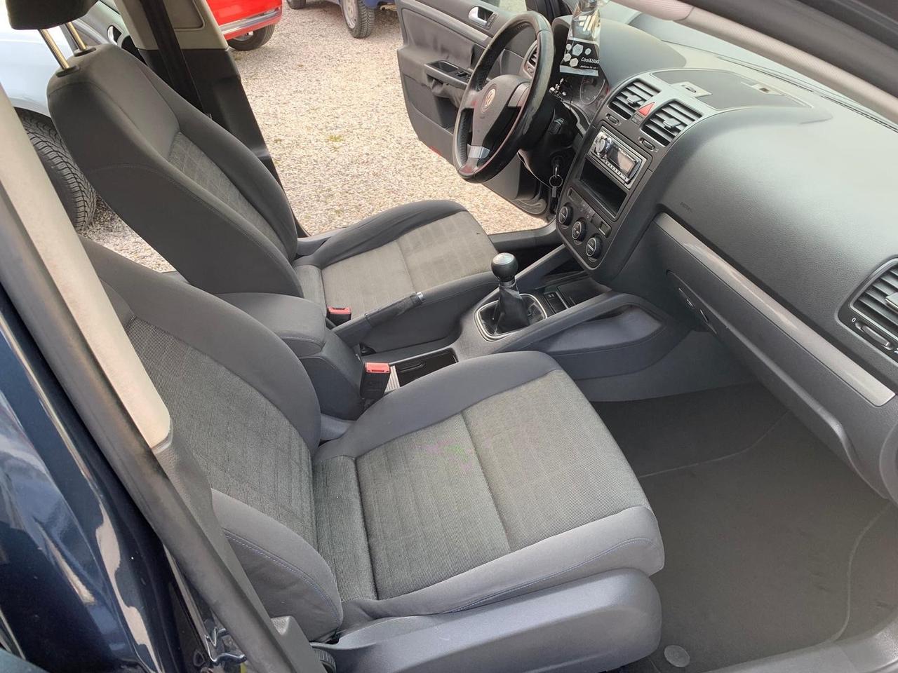 Volkswagen Golf 1.6 5p. Comfortline