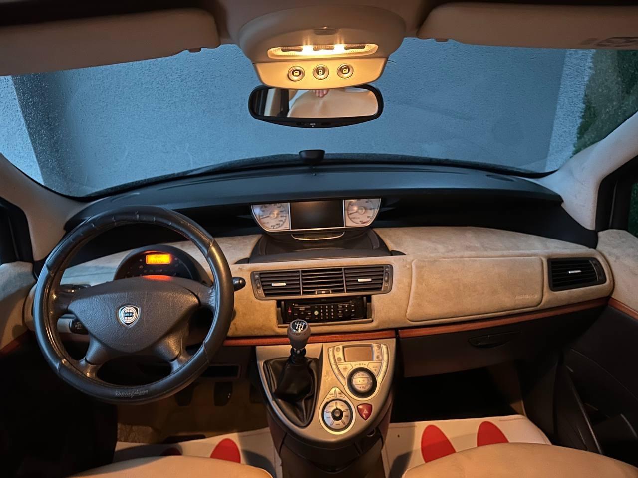 Lancia Phedra - 2.0 MJT 120 CV