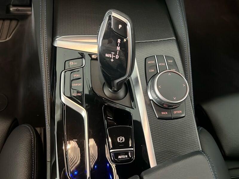 BMW Serie 5 G31 2020 Touring LCI D 530d Touring mhev 48V xdrive Luxury auto