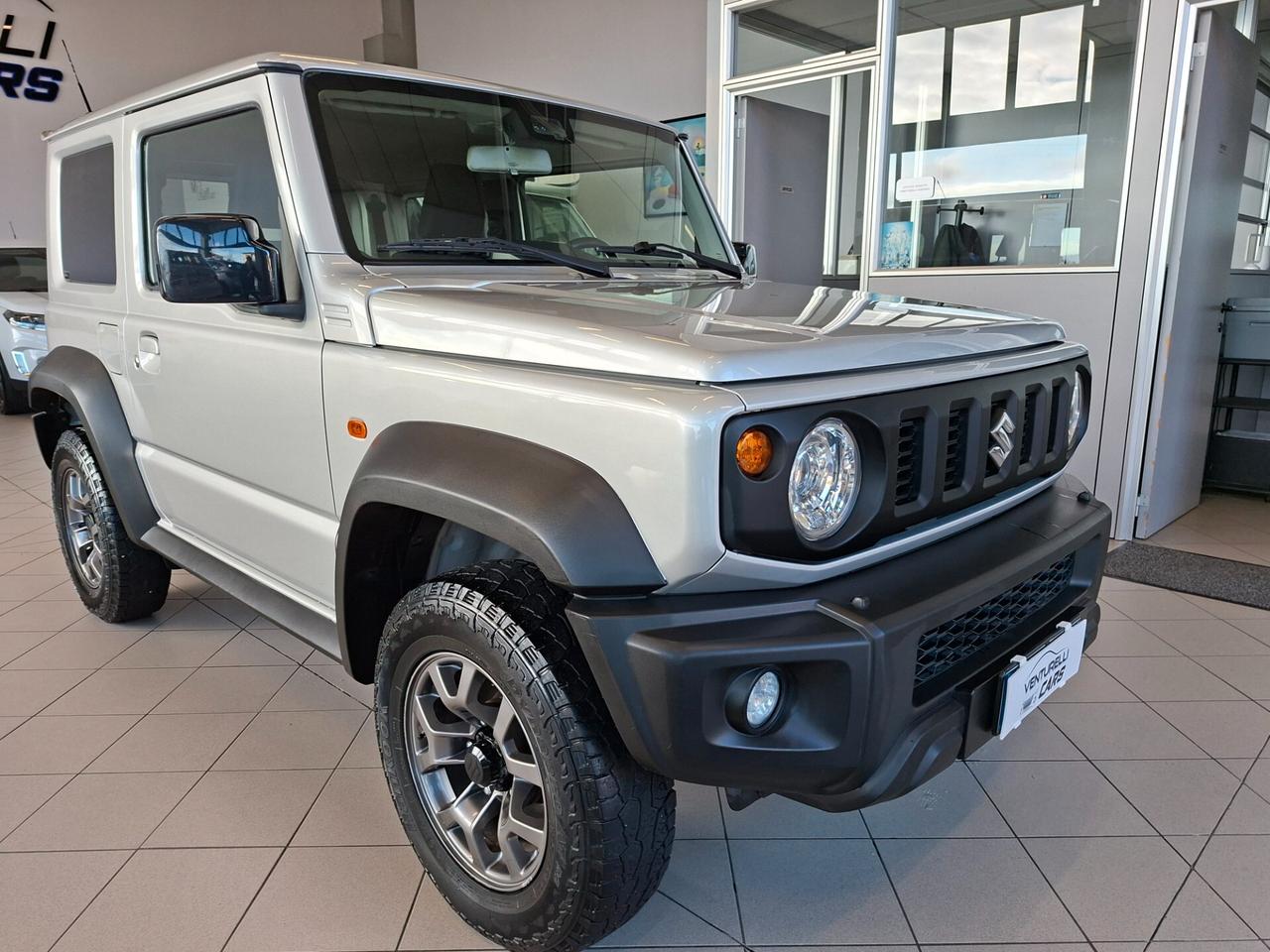 Suzuki Jimny 1.5 5MT Top AUTOVETTURA 4POSTI