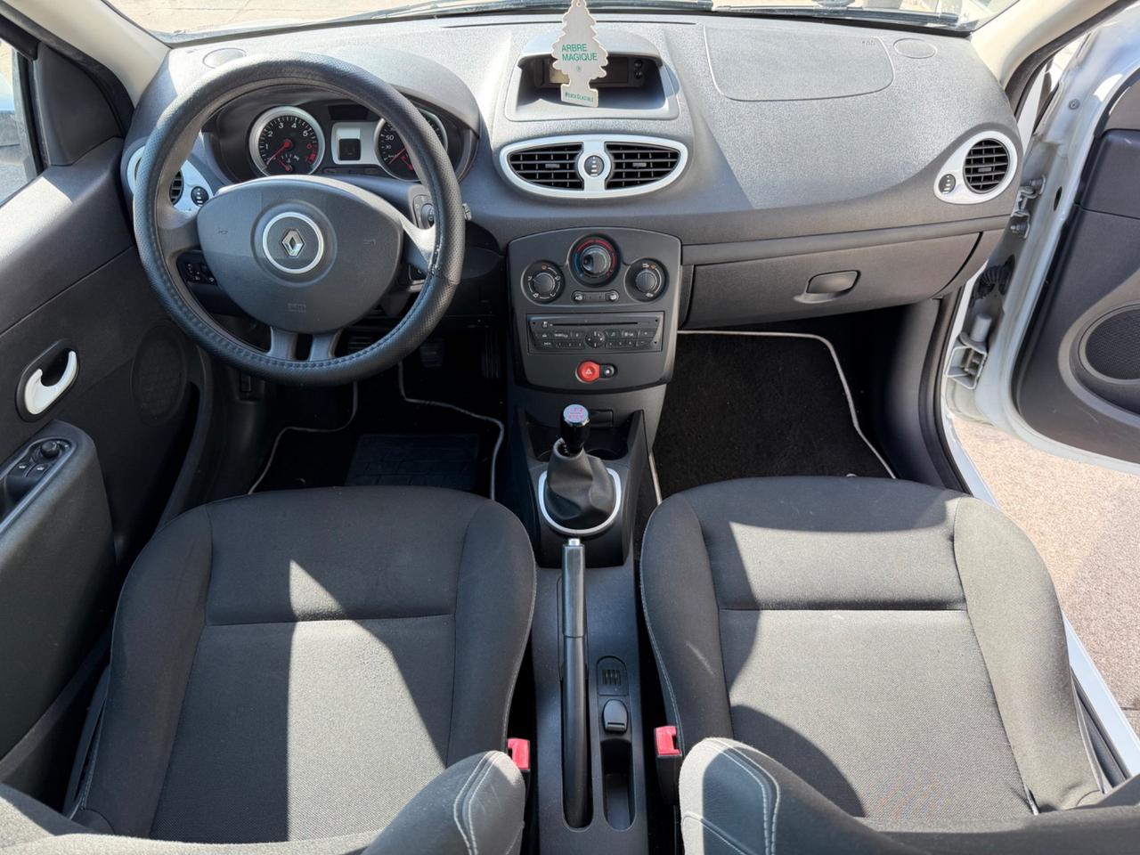 Renault Clio 1. 2- GPL 06/2032- Tagliandata- Neopatentati