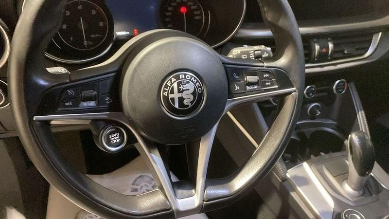 Alfa Romeo Stelvio Stelvio 2.2 Turbodiesel 180 CV AT8 RWD Executive