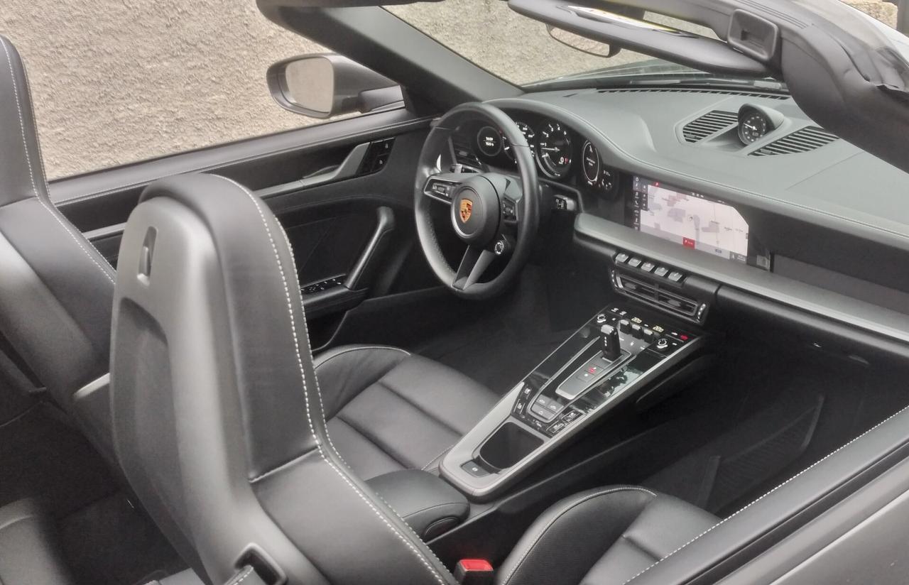 Porsche 911 Carrera Cabriolet