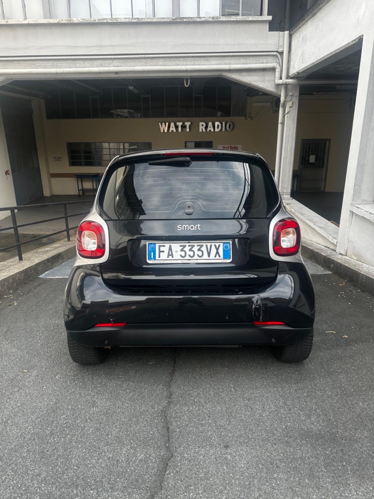 Smart ForFour 70 1.0 twinamic Youngster