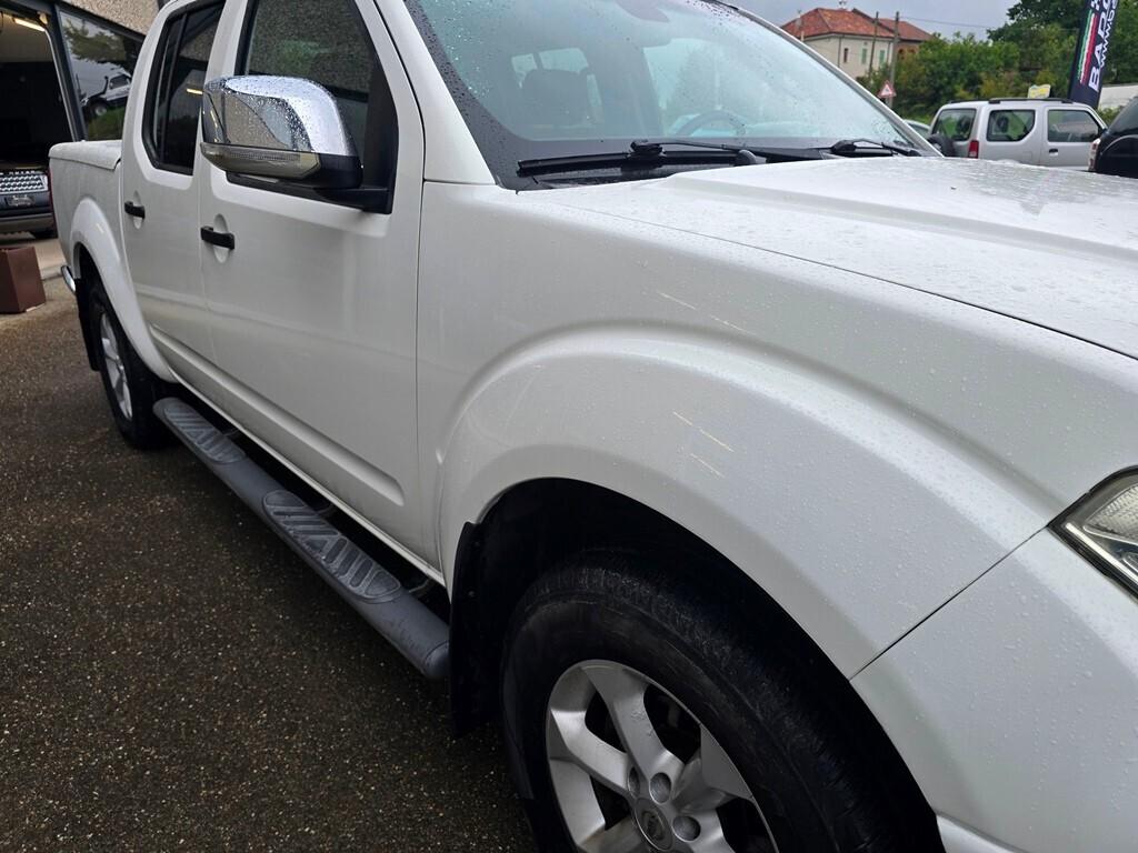 Nissan Navara 2.5 dCi 171 CV "LE"