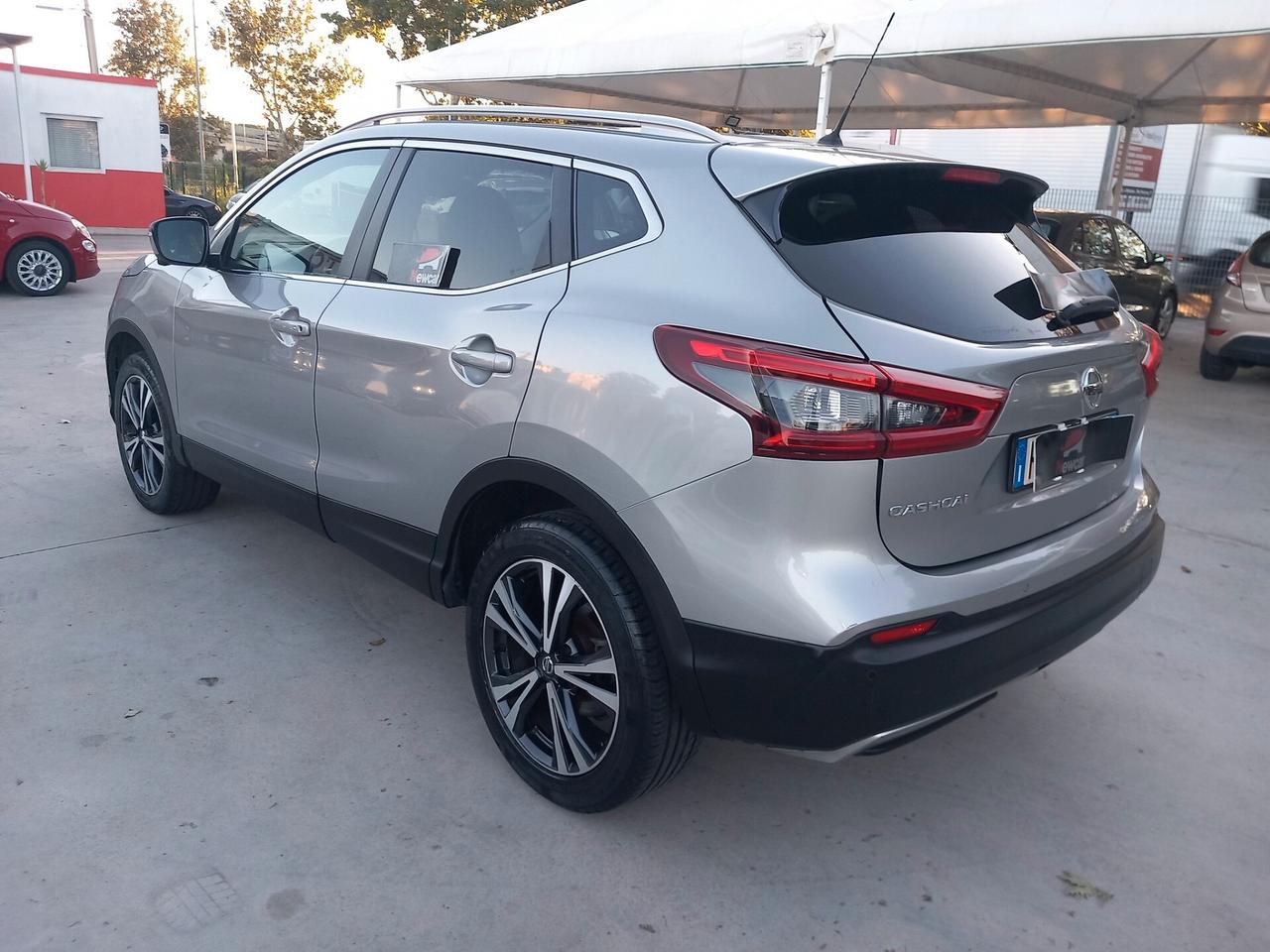 Nissan Qashqai 1.5 dCi N-Connecta tetto led navi