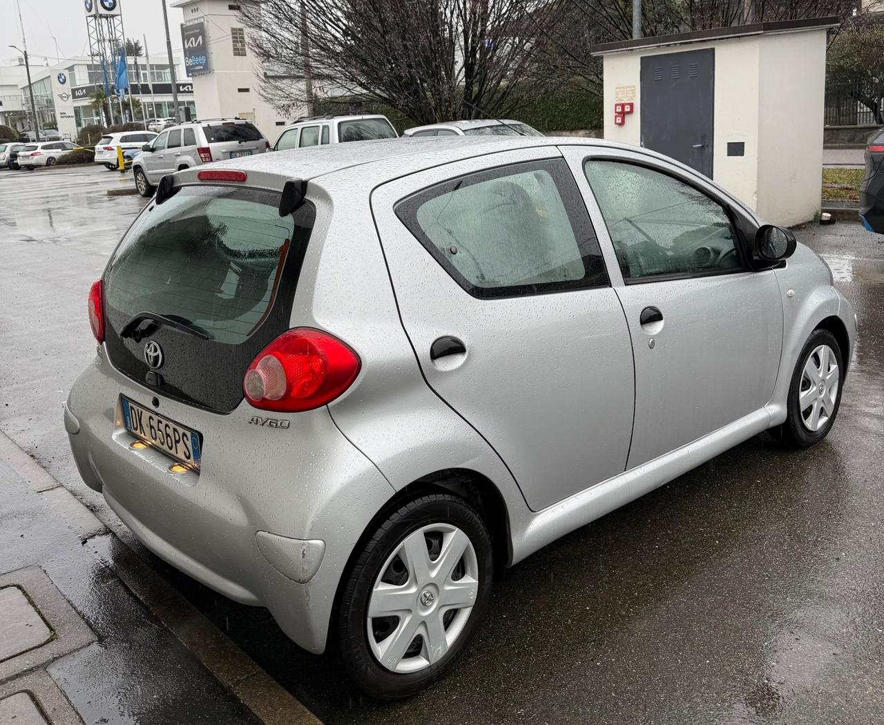 Toyota Aygo 1.0 12V VVT-i 5 porte Griffe