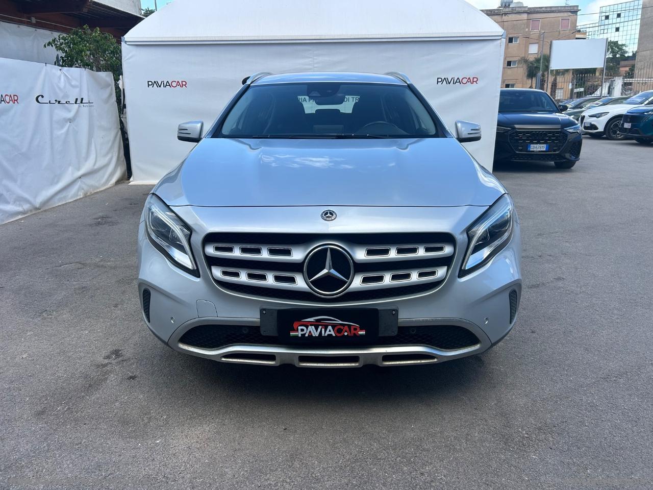 MERCEDES-BENZ GLA 220 d Automatic 4Matic Premium