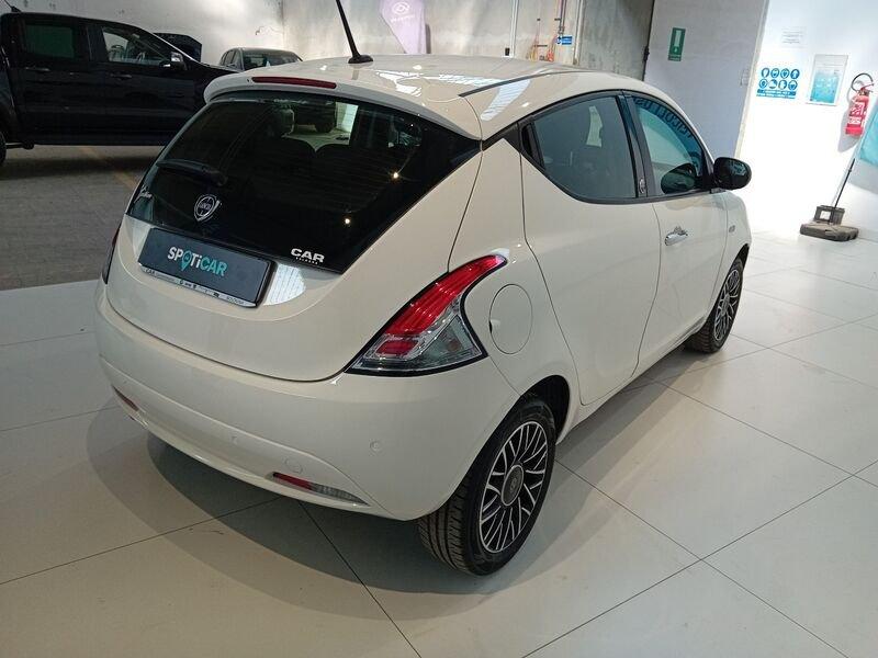 Lancia Ypsilon Ypsilon 1.2 69 CV 5 porte GPL Ecochic Gold