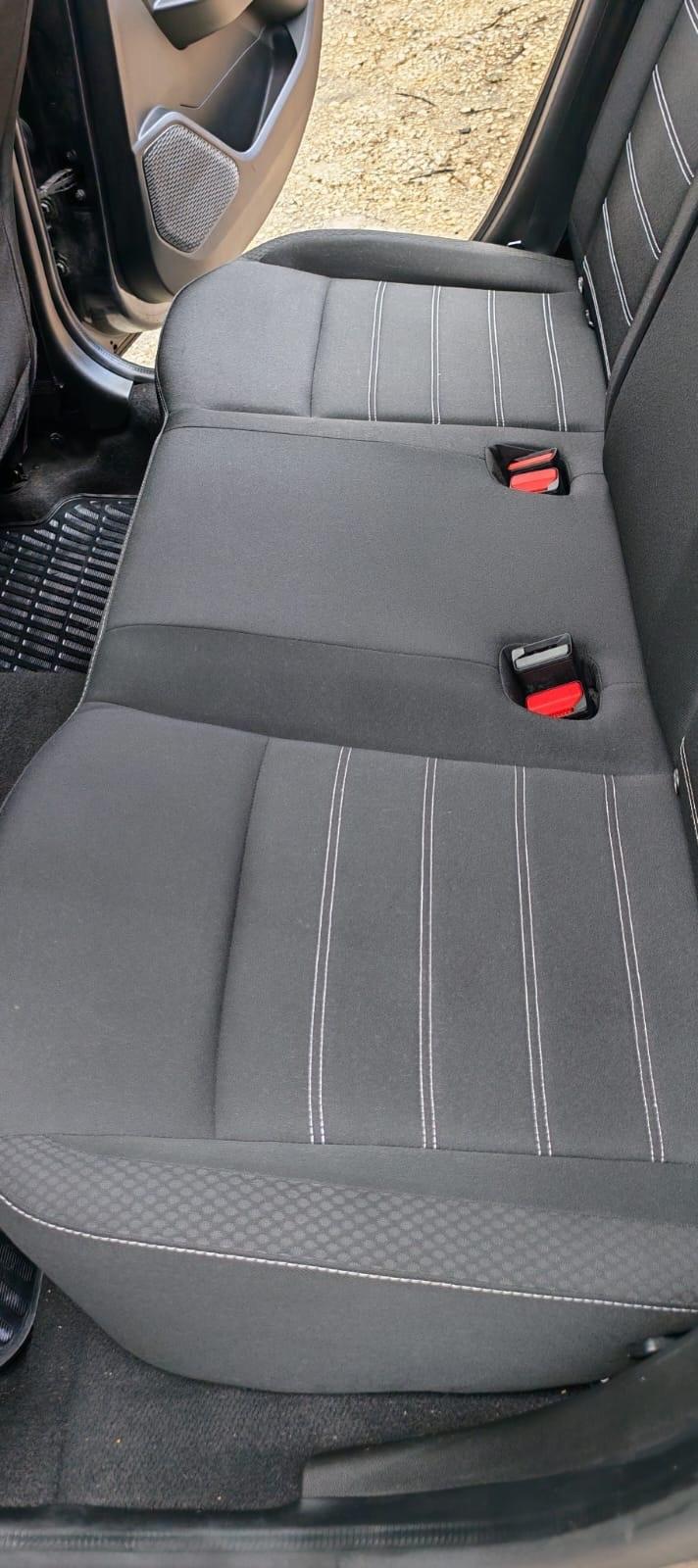 Dacia Duster restyling faro a led 2022