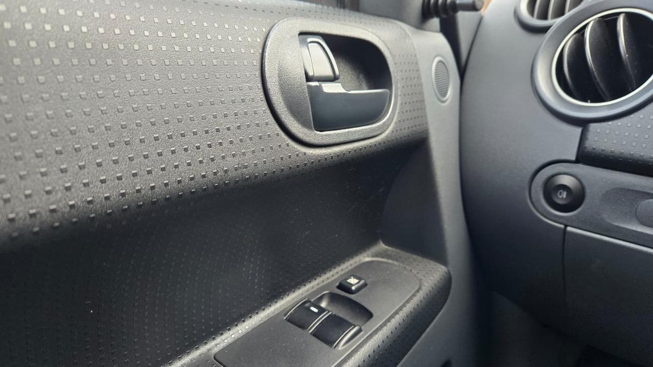 Mitsubishi Colt 1.1 12V 5p. Insport