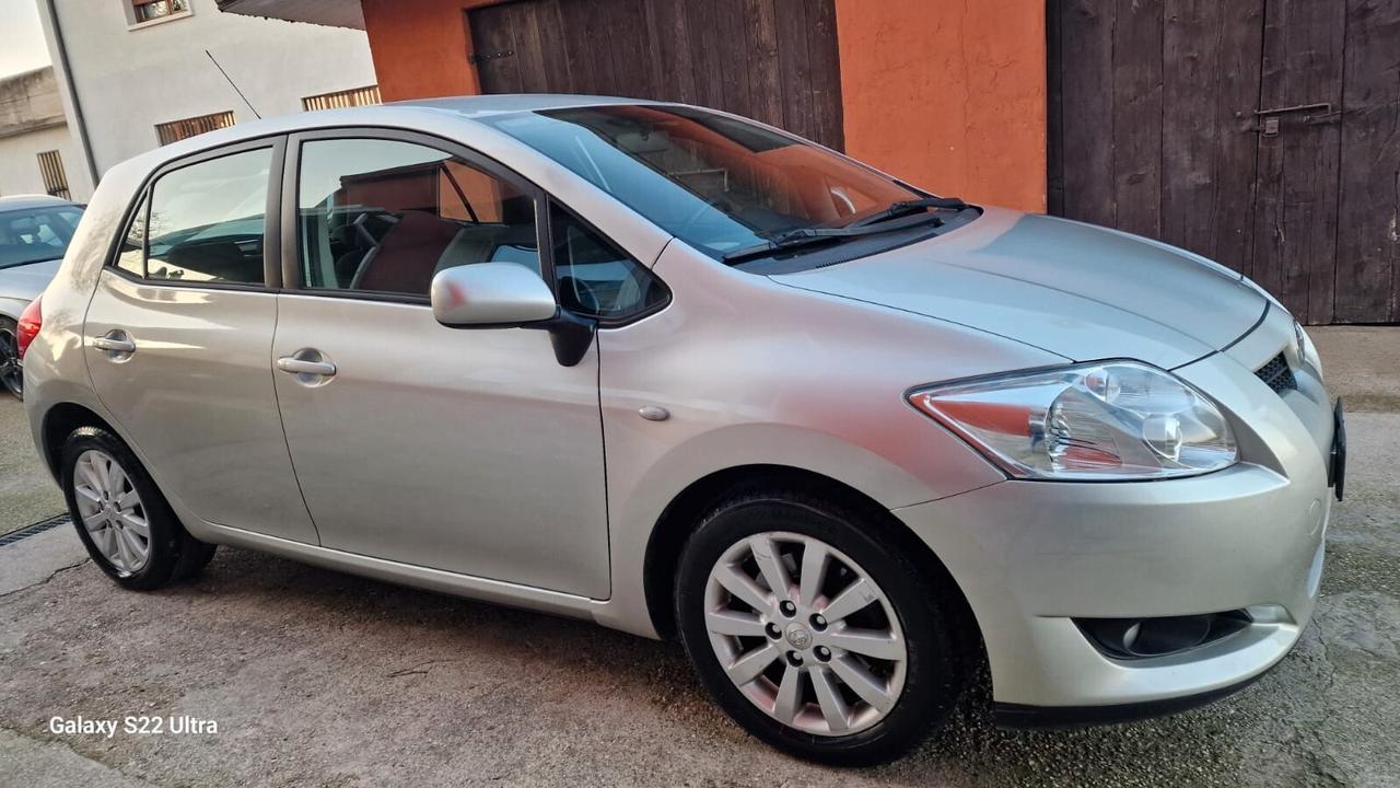 Toyota Auris 2.0 D-4D 5 porte Sol