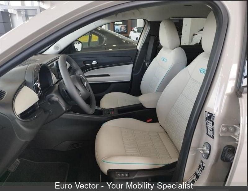 FIAT 600 1.2 Hybrid 110cv La Prima