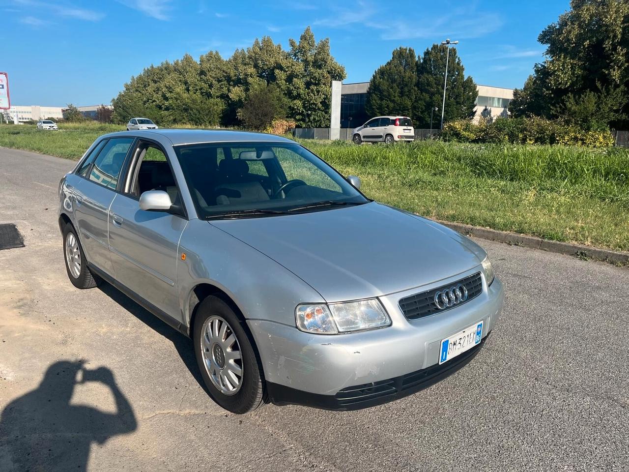 Audi A3 1.8 20V cat 5p. Ambiente