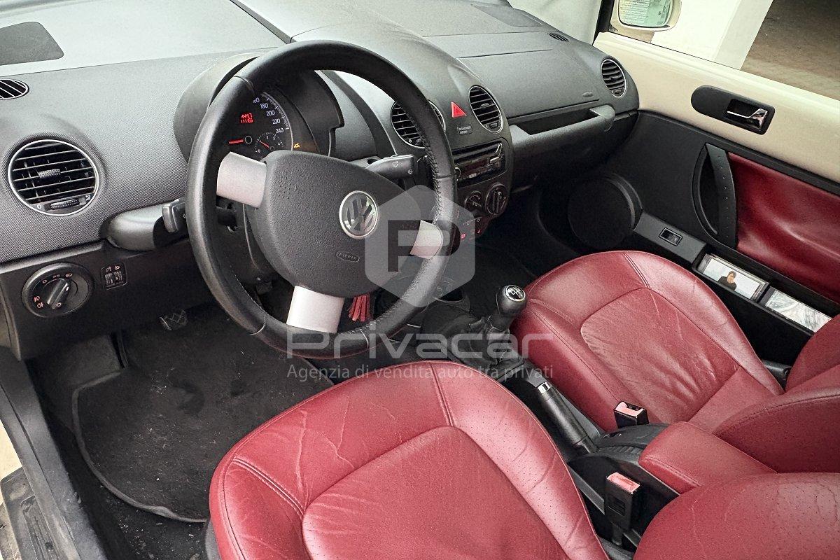 VOLKSWAGEN New Beetle 1.9 TDI 105CV Cabrio Lim. Red Edt.