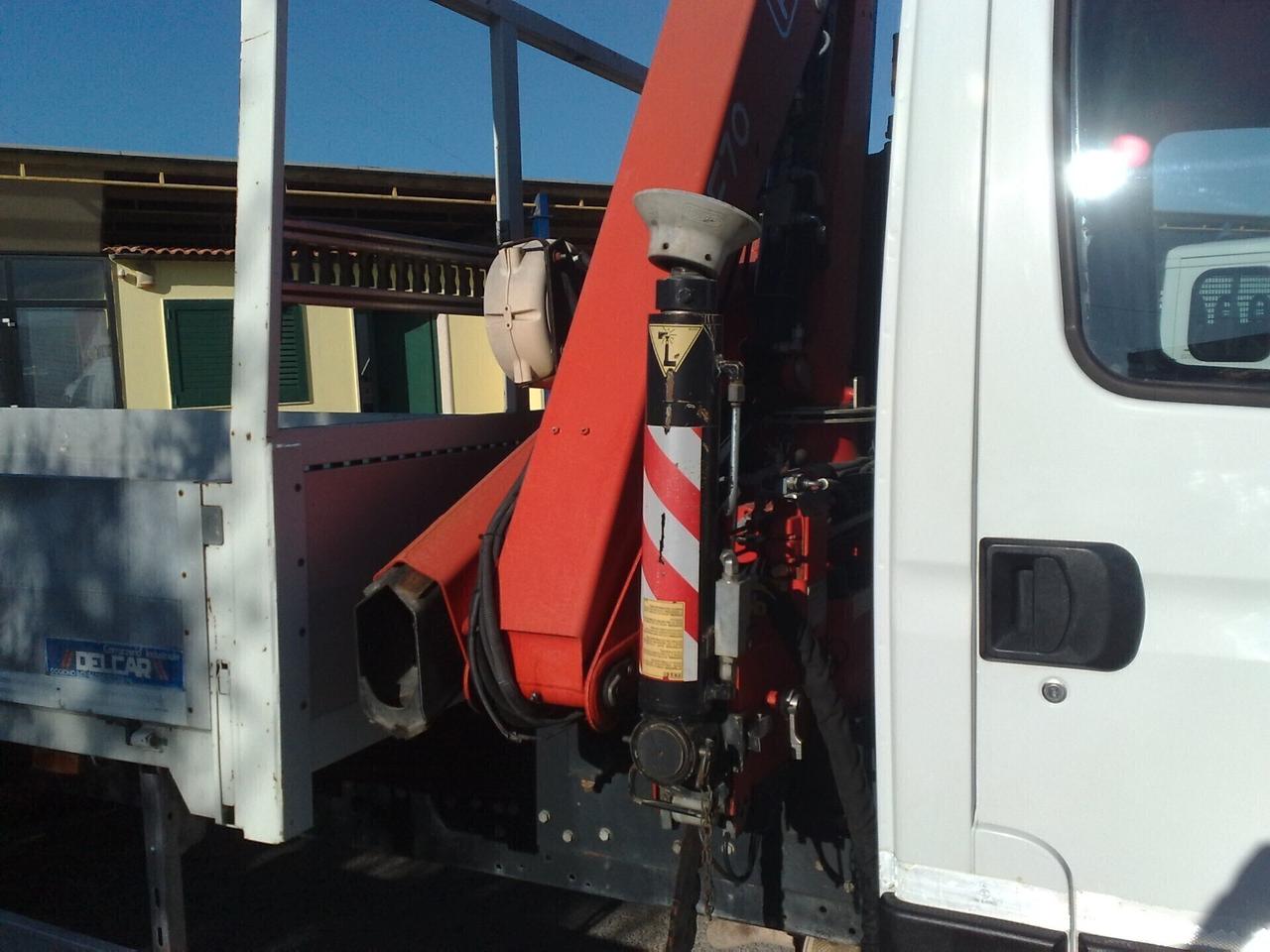 Iveco 65c17 3000cc cassone fisso con grù - 2013