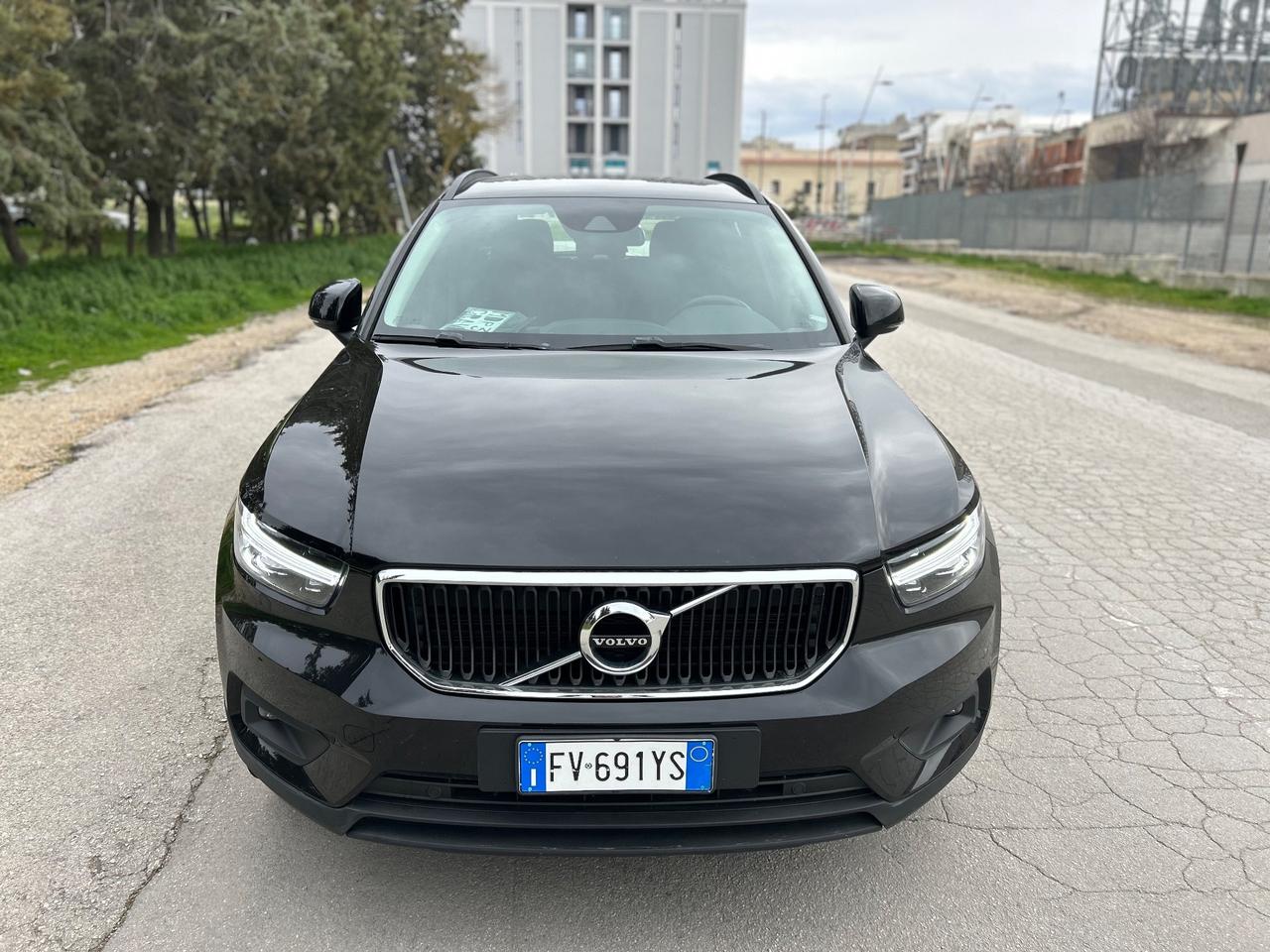 Volvo XC40 D3 AWD Geartronic Inscription PARI AL NUOVO CERTIFICATA
