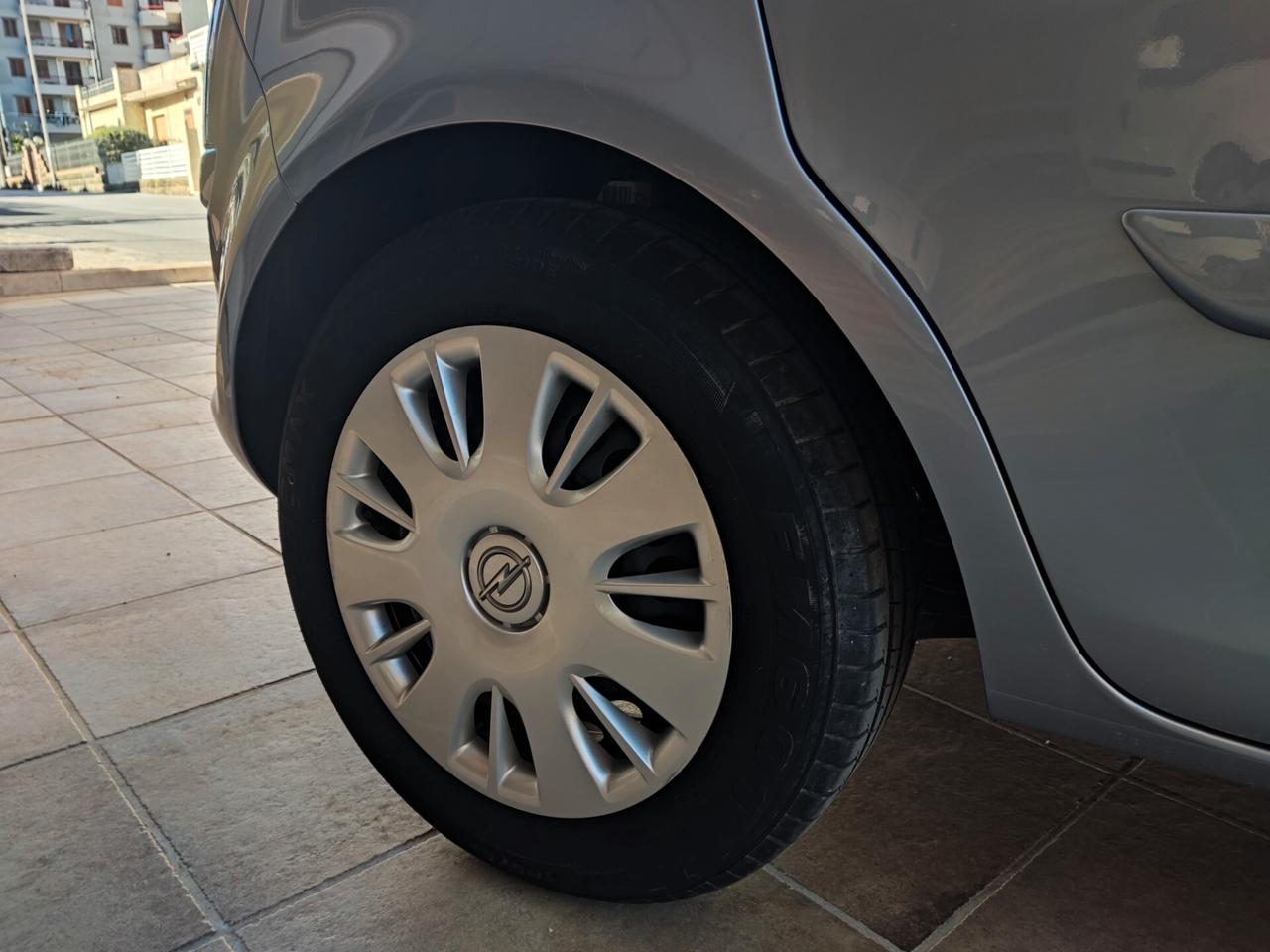 Opel Corsa 1.0 Enjoy