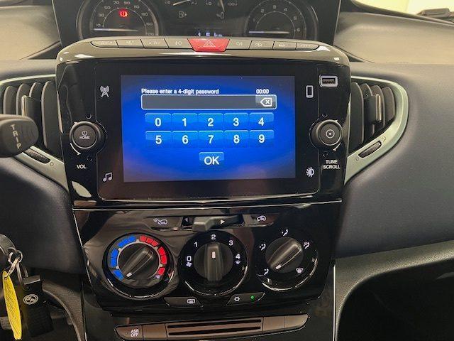 LANCIA Ypsilon III 2021 - 1.0 firefly hybrid Platino s&s 70cv