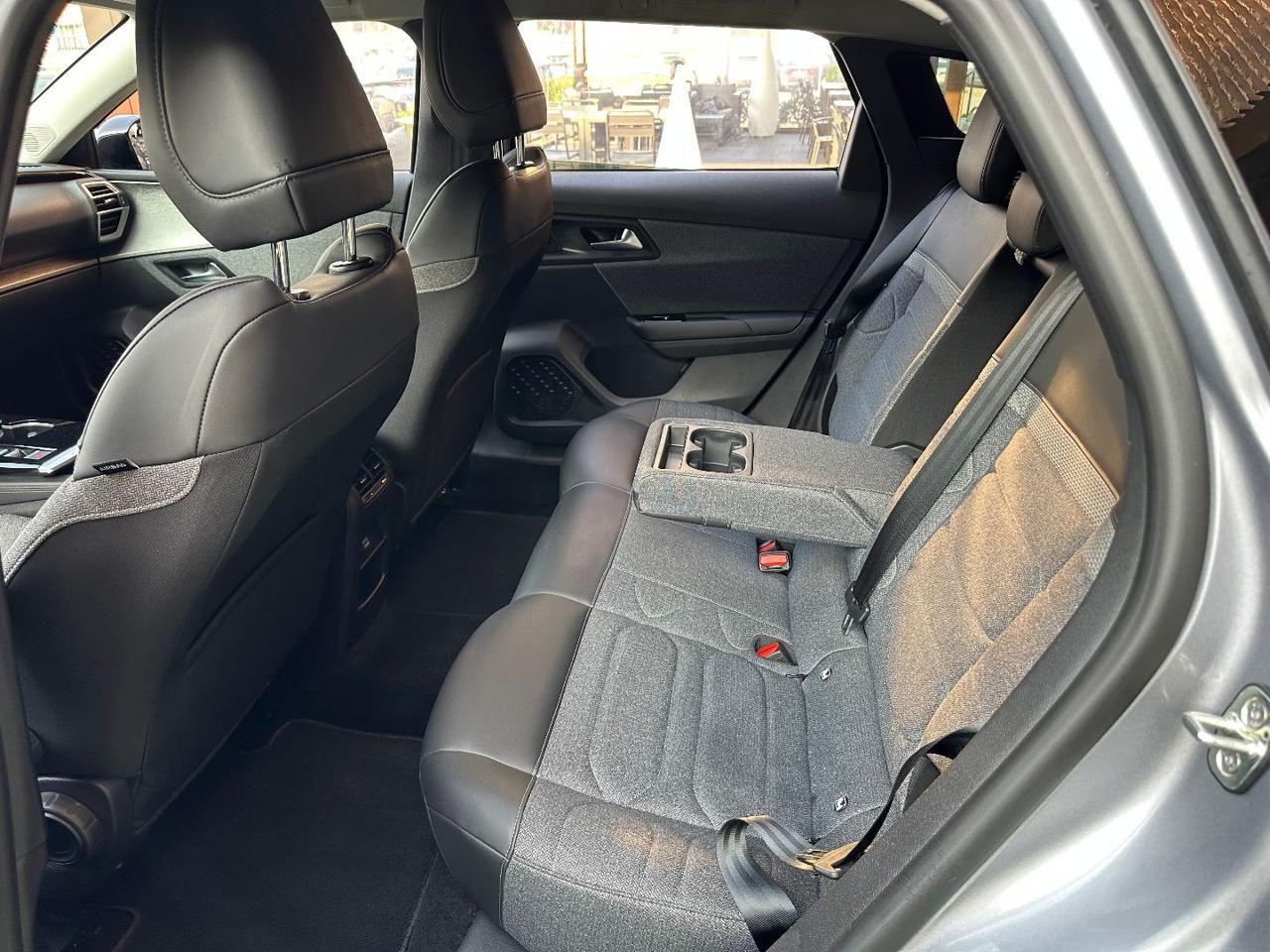 Citroen C5 X PureTech 130 S&S EAT8 Shine - 18000km - UNIPROP