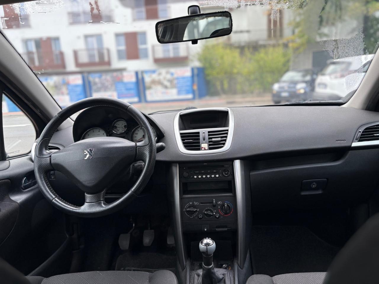 Peugeot 207 1.4 VTi 95CV 5p. X Line