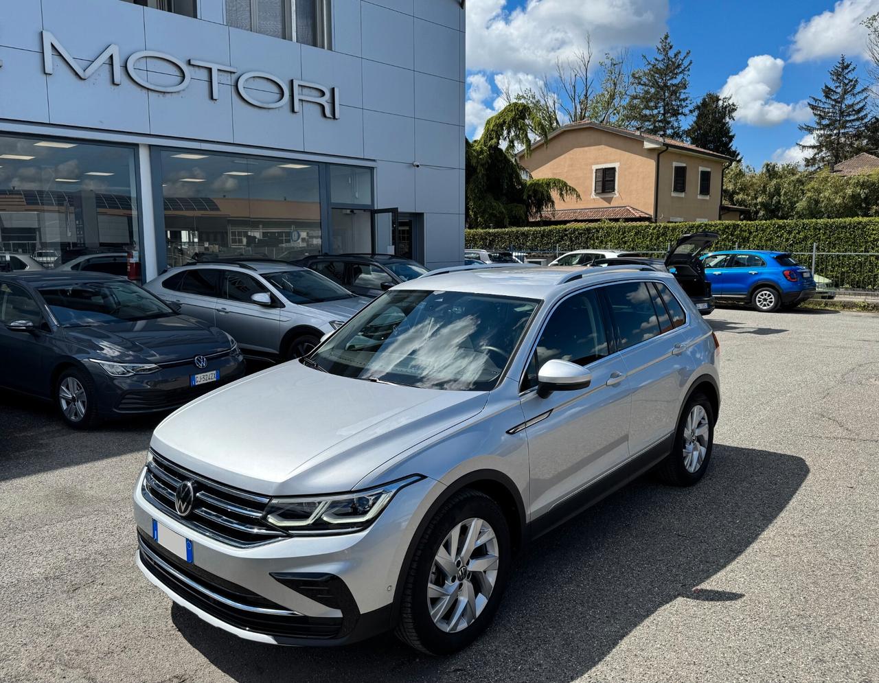 Volkswagen Tiguan 2.0 tdi Elegance 150cv DSG /NO VINCOLI/PRONTA