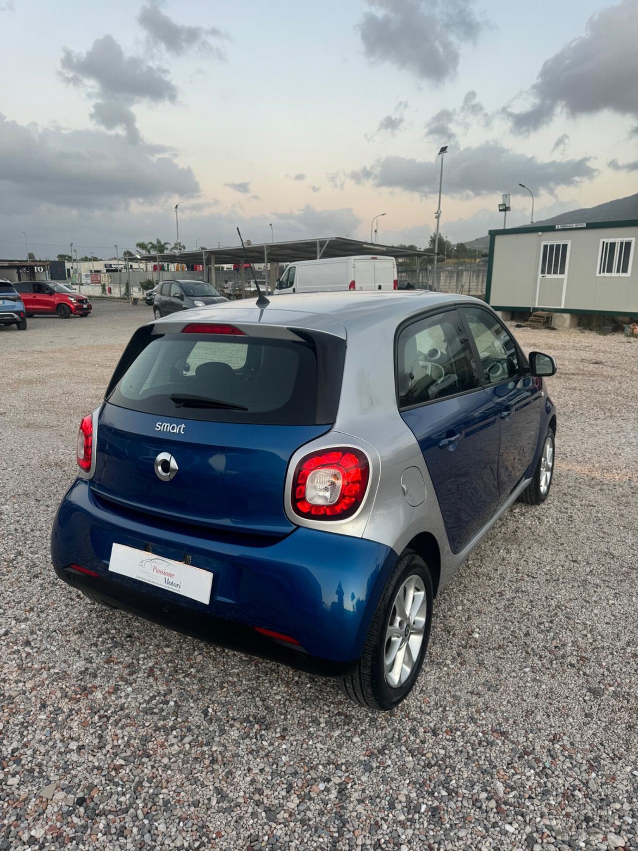 Smart ForFour 70 1.0 Passion