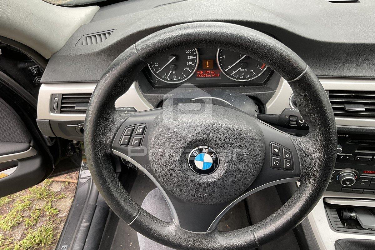 BMW 318i cat Touring Eletta