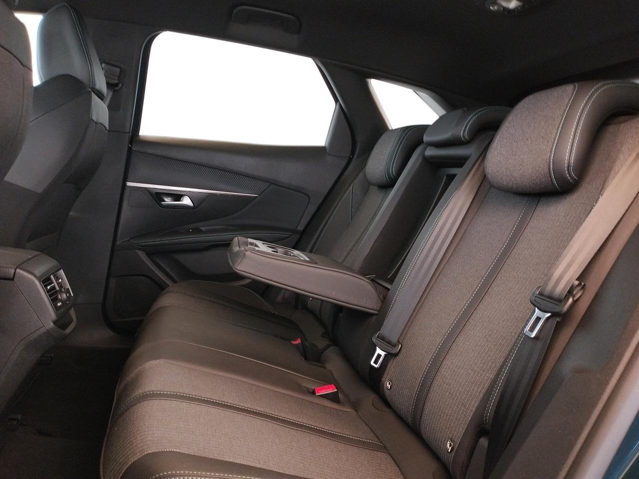 Peugeot 3008 1.5 bluehdi Allure Pack s - IVA ESPOSTA