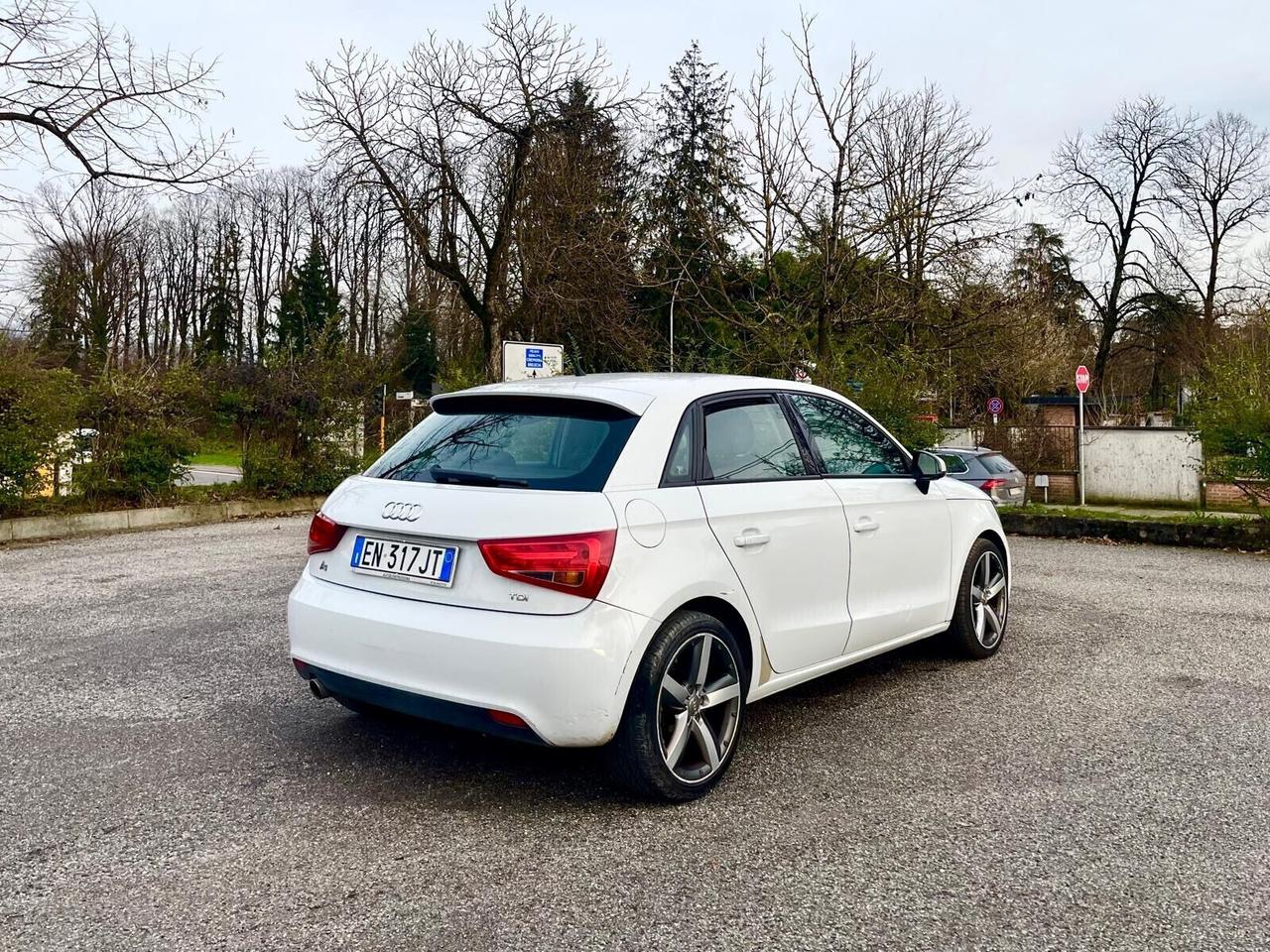 Audi A1 SPB 1.6 TDI S tronic Attraction
