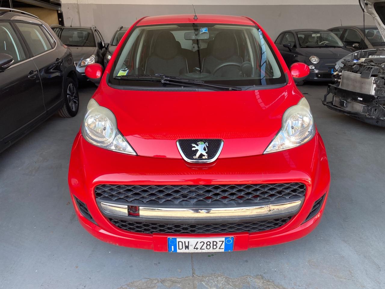 Peugeot 107 1.0 68CV 5p. Plaisir