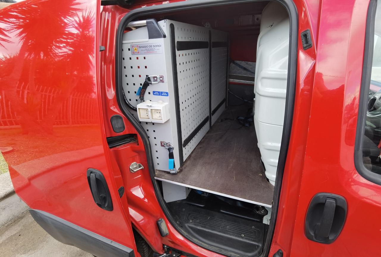 Fiat Fiorino 1.3 MJT 95CV Cargo Adventure
