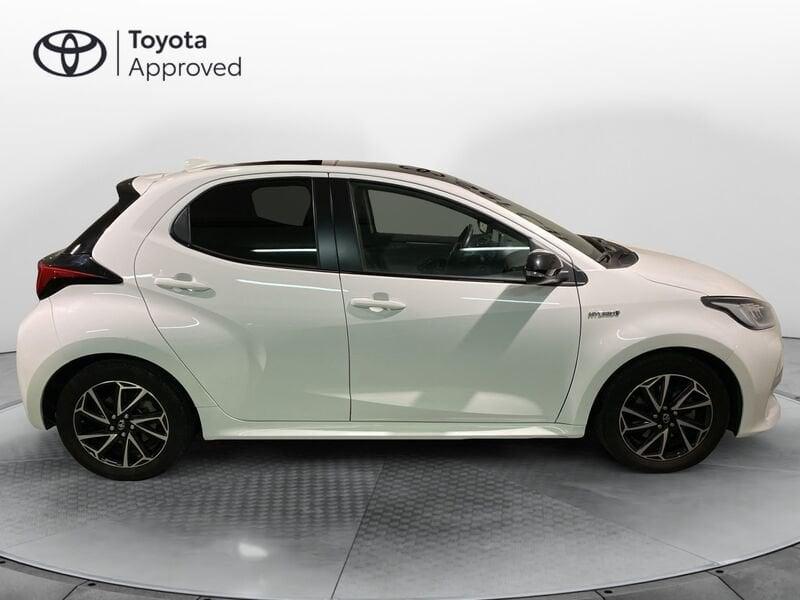 Toyota Yaris 1.5 Hybrid 5 porte Lounge AREA C FREE