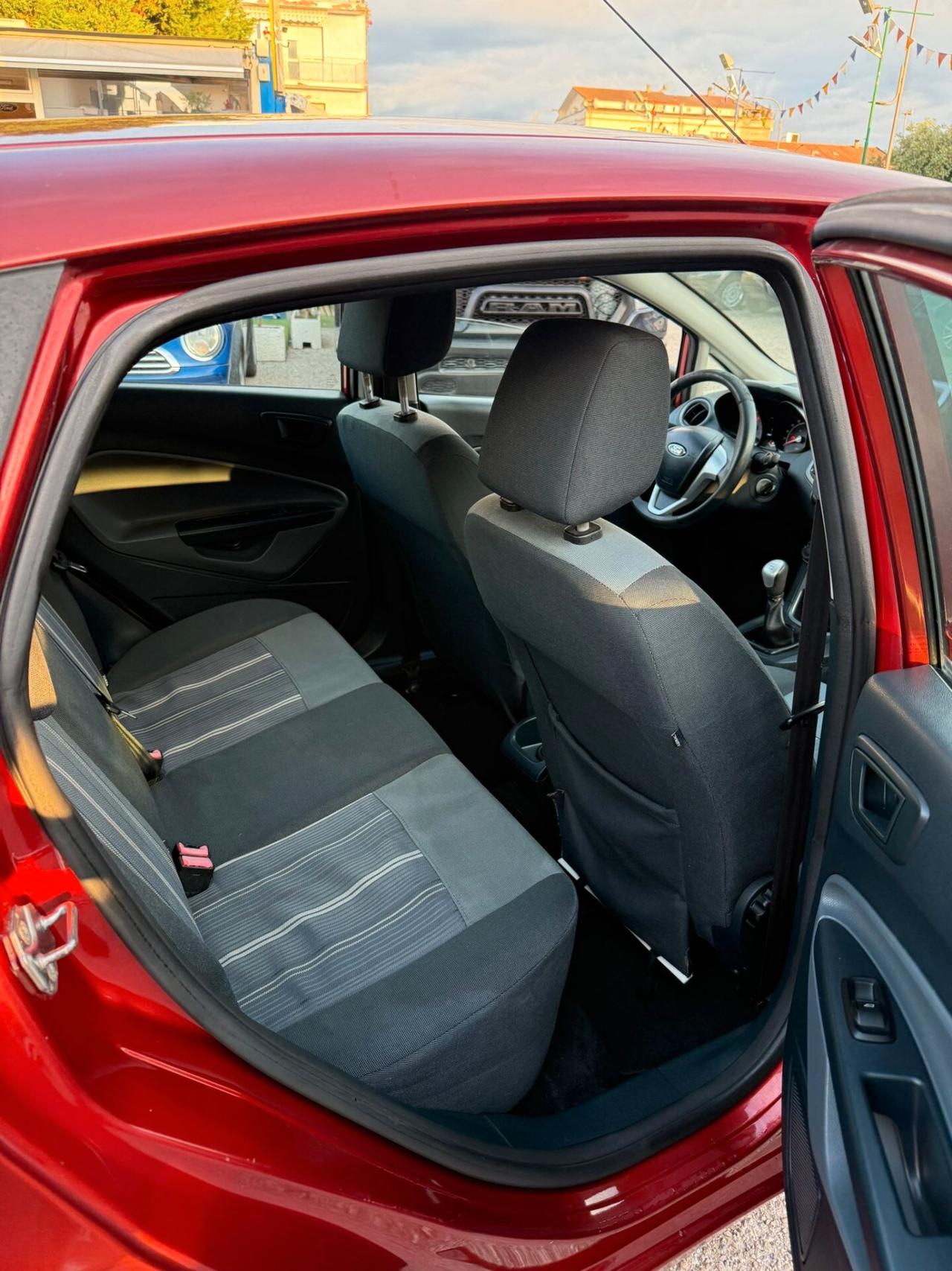 Ford Fiesta 1.4 TDCi 5p. Titanium