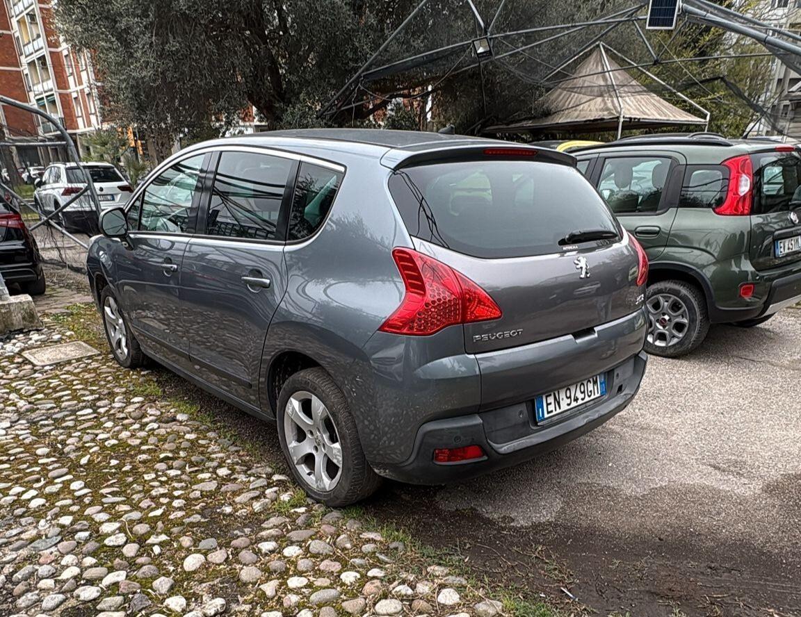 Peugeot 3008 2.0 HDi 150CV Business