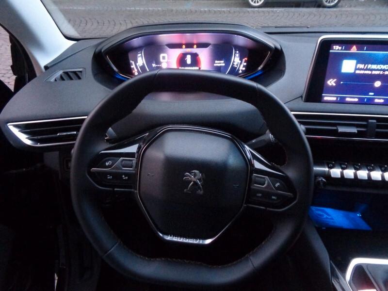 Peugeot 3008 BlueHDi 120 S&S Business