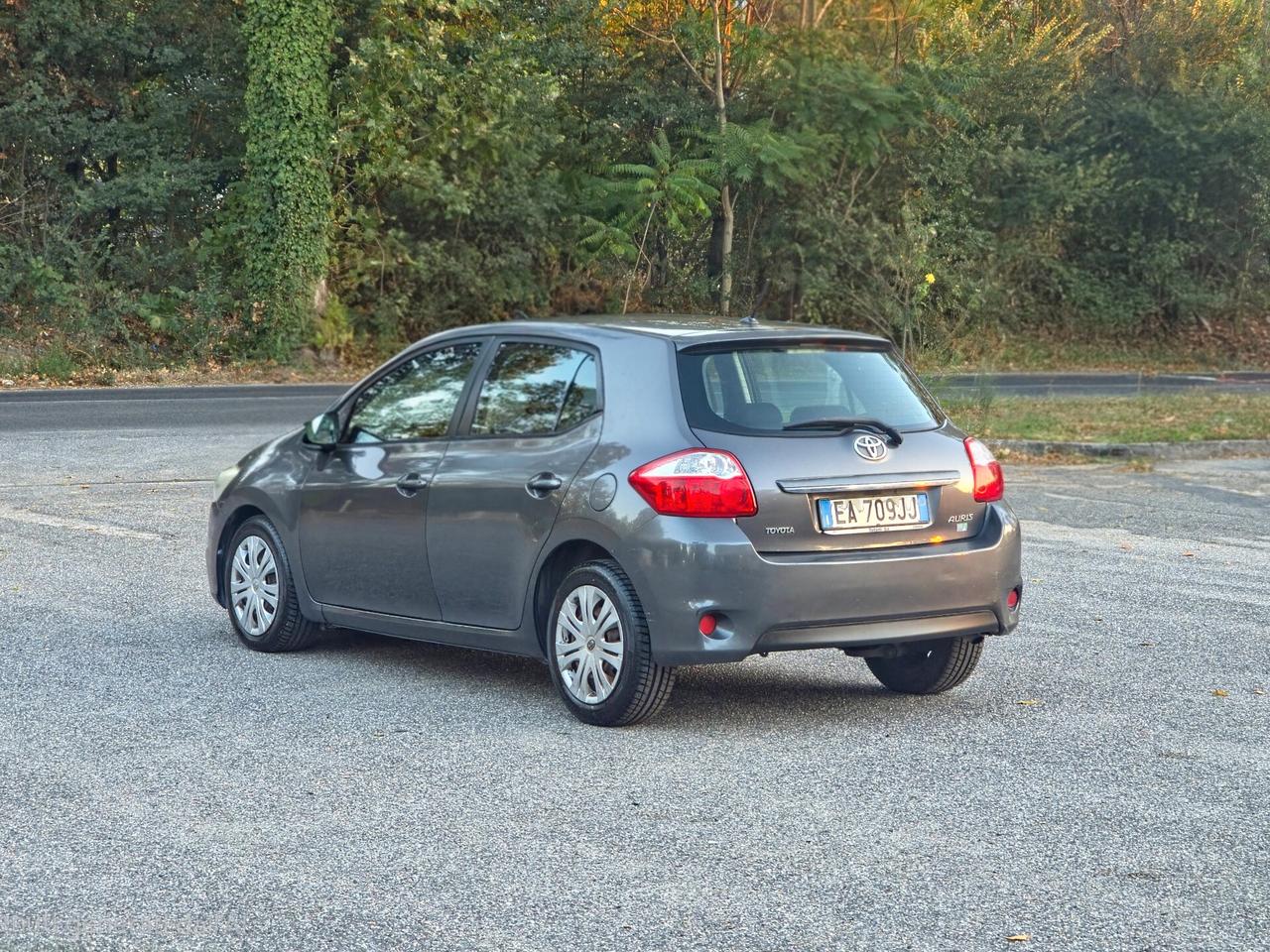 Toyota Auris 1.4 D-4D 5 porte CV-90 E4 Manuale NEO 2010