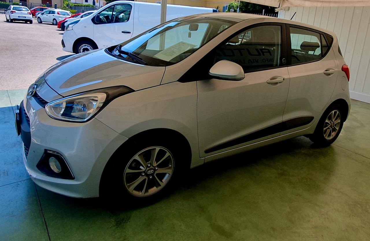 Hyundai i10 1.0 BENZ. - 2015 - KM. 101.000