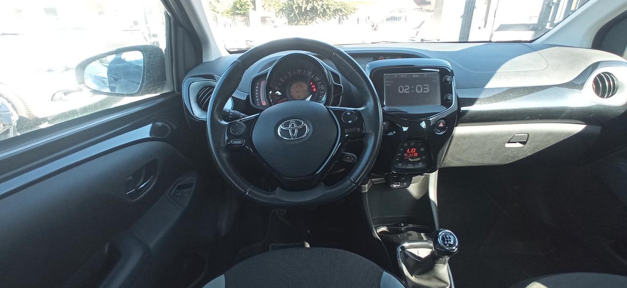 Toyota Aygo 1.0 x-clusiv