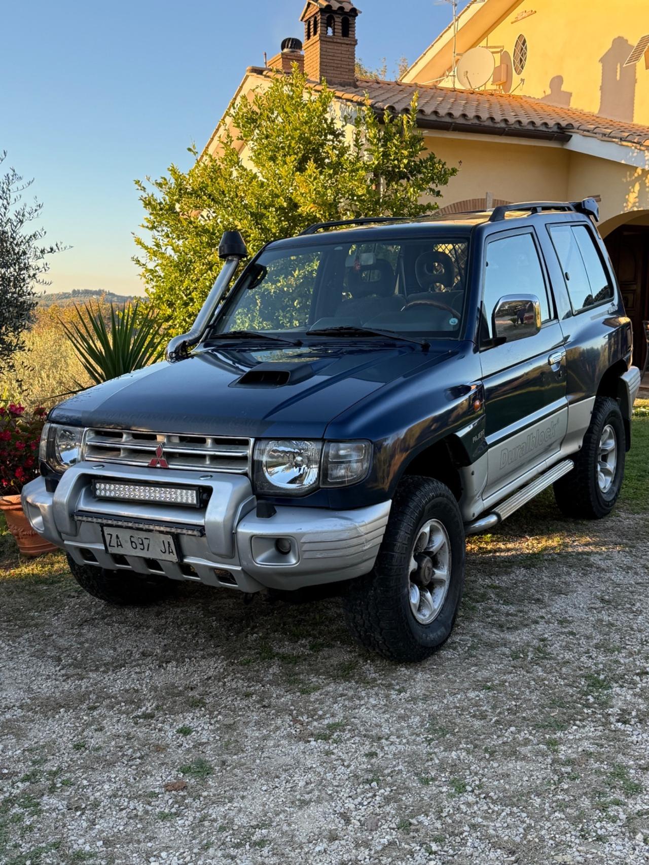 Mitsubishi Pajero 2.8 target gls