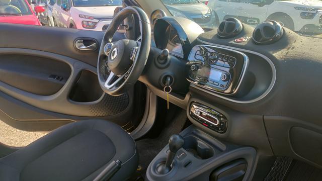 SMART ForTwo 1.0 Twinamic Youngster,Bluetooth,CruiseControl