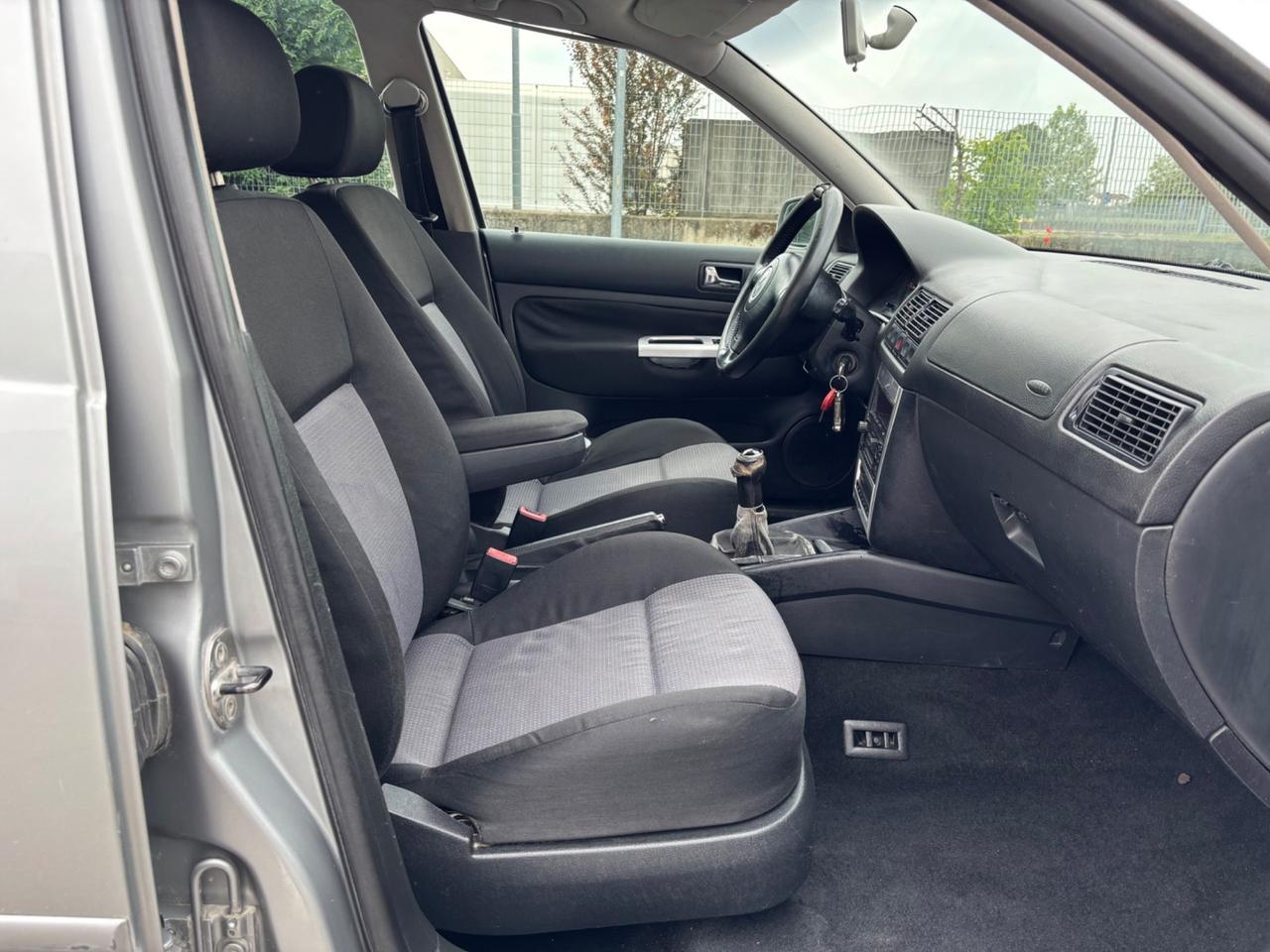 Volkswagen Golf 1.9 TDI/101 CV UNICO PROPRIETARIO