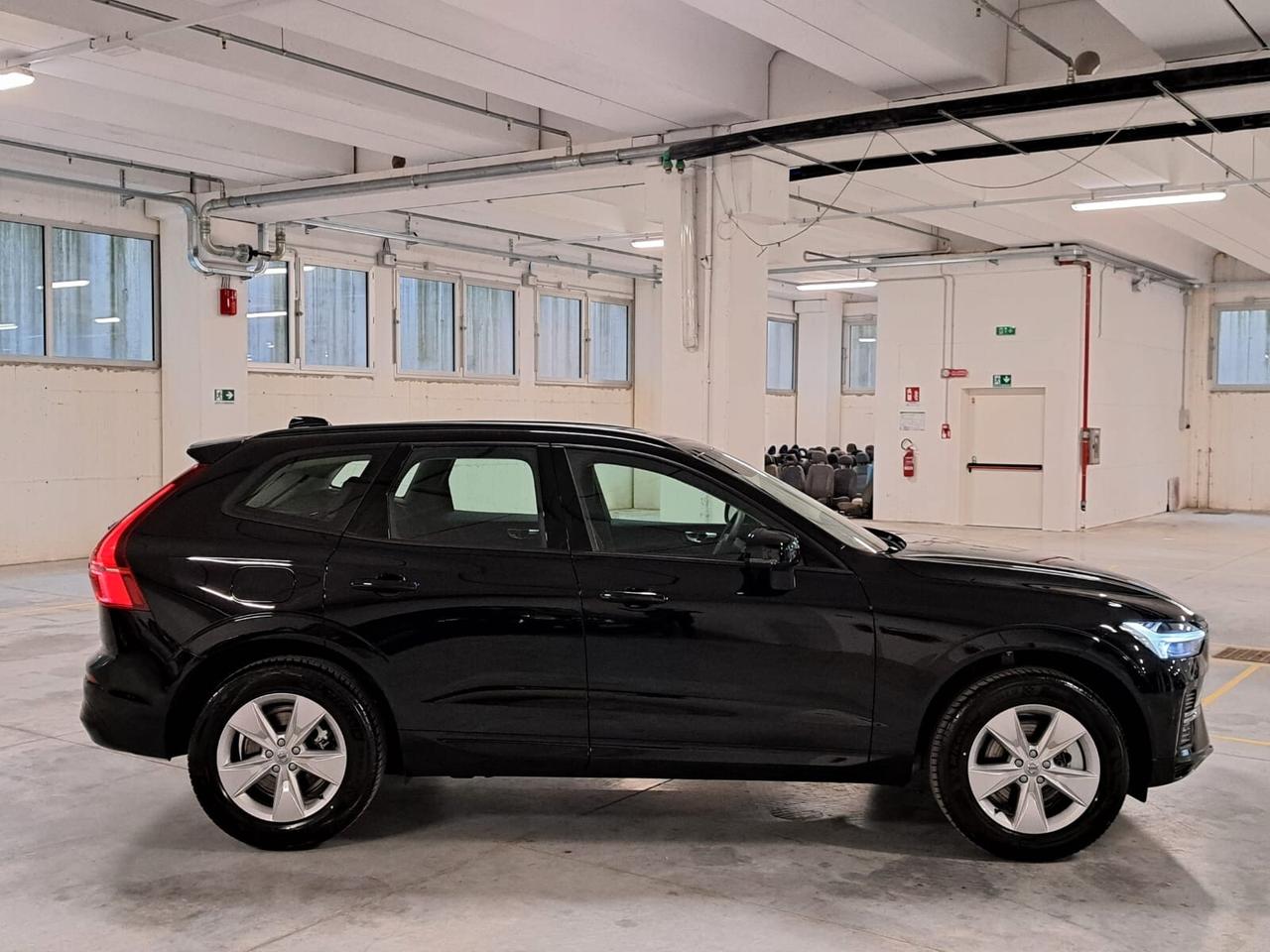 Volvo XC 60 2000 B4 Mild-Hybrid (Benzina) Essential FWD Automatico