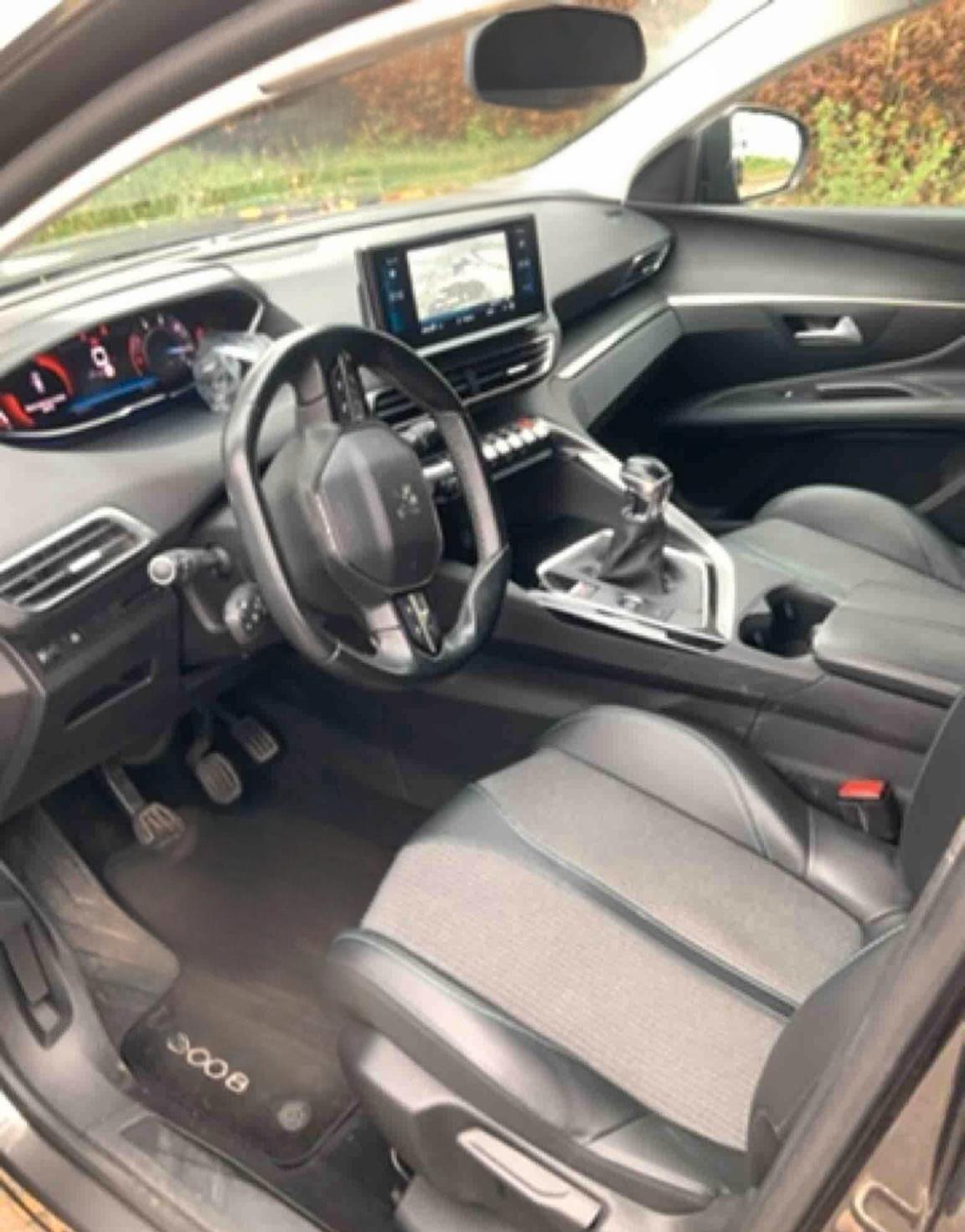 Peugeot 3008 BlueHDi 130 S&S Allure 2021