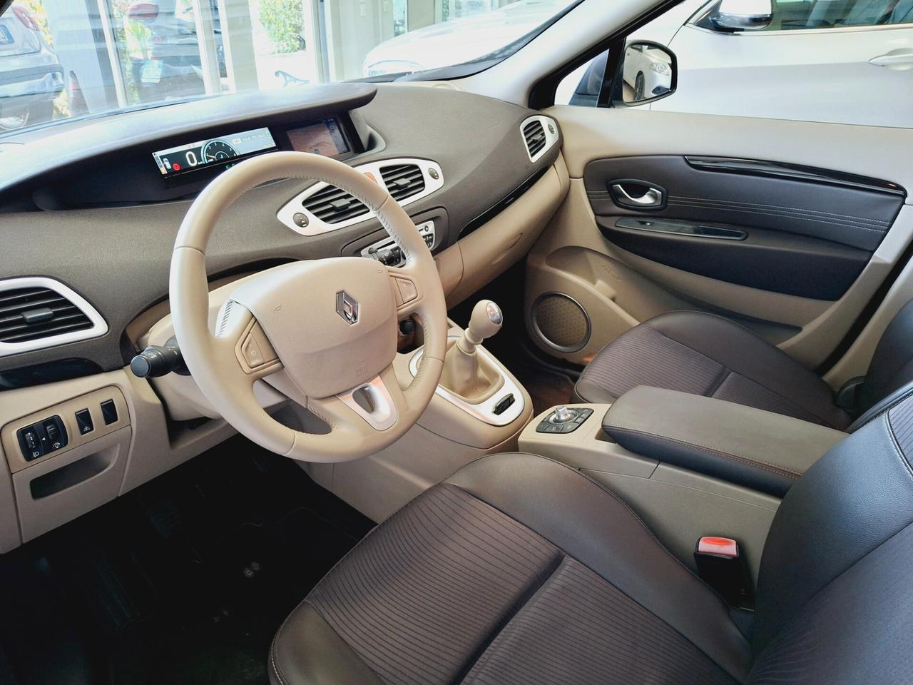 Renault Scenic Scénic X-Mod 1.5 dCi 110CV Luxe