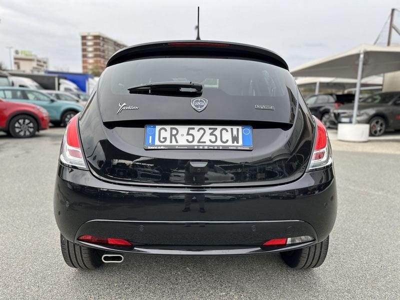 Lancia Ypsilon 1.0 FireFly 5 porte S&S Hybrid Gold Plus