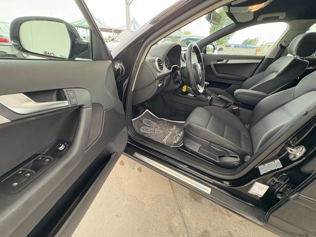 Audi A3 SPB 1.6 TDI 105 CV CR Ambition XENO GANCIO TRAINO